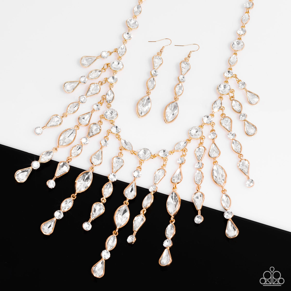 Alluring 2023 Zi Collection Necklace - Paparazzi Accessories- Flat Lay -CarasShop.com - Paparazzi Jewelry by Cara Jewels