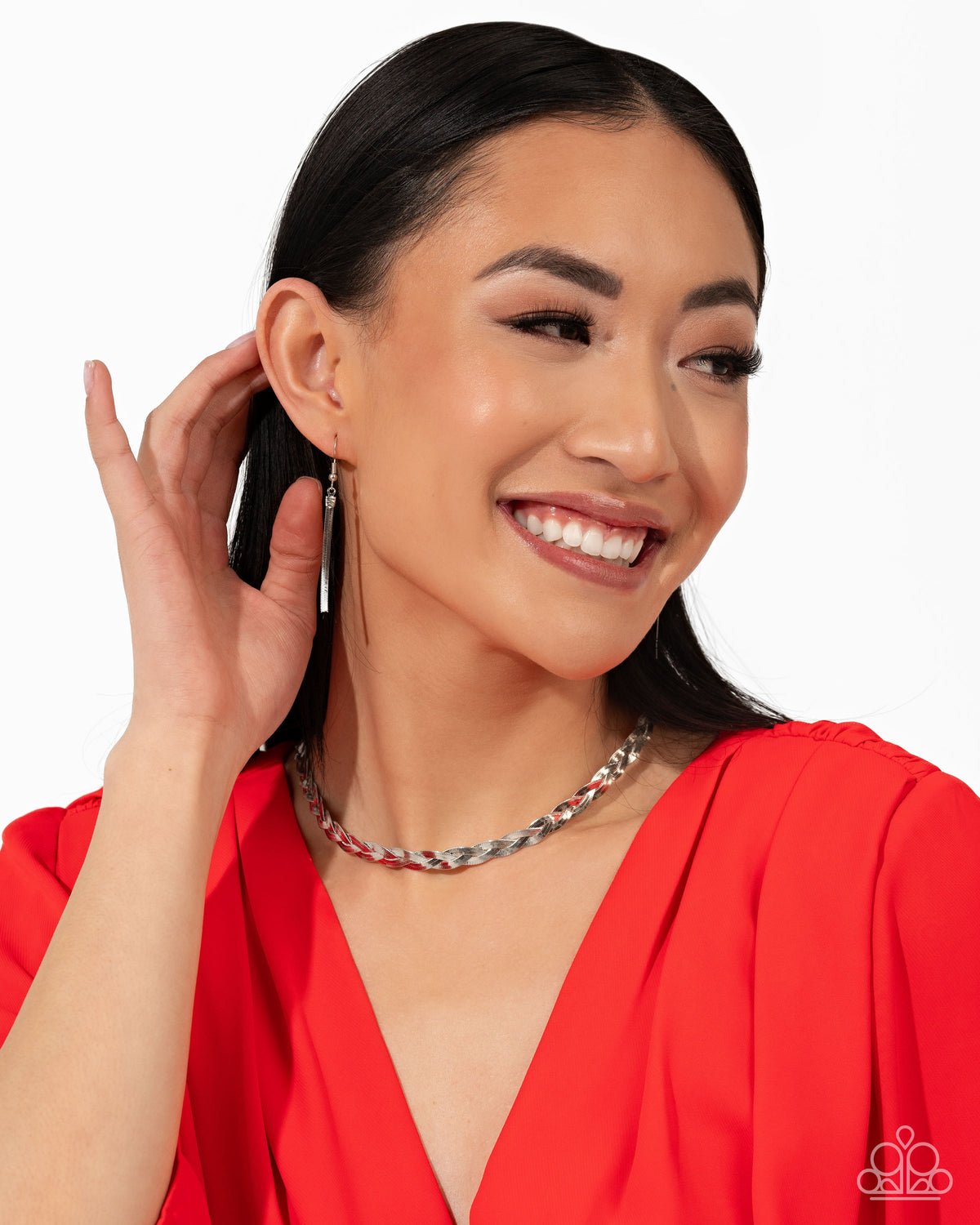 Bewildering Braid Silver Necklace - Paparazzi Accessories