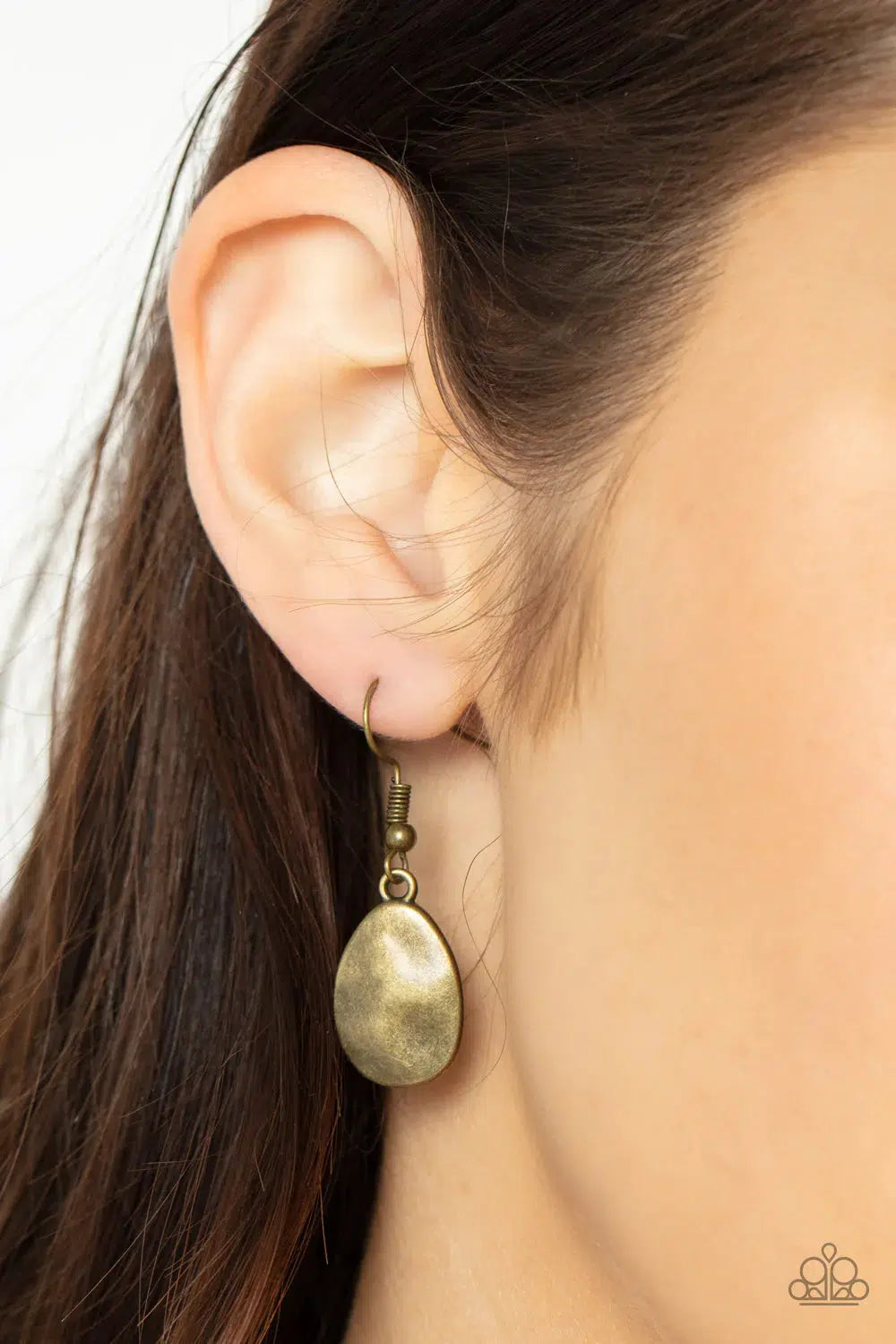 Cave Crawl Brass Necklace - Paparazzi Accessories - free matching earrings -CarasShop.com - Paparazzi Jewelry by Cara Jewels