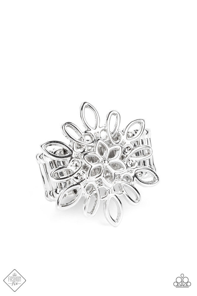Coastal Chic Silver Ring - Paparazzi Accessories