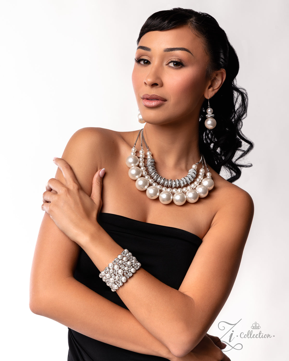 Comfortable Chic 2025 Zi Collection Bracelet - Paparazzi Accessories - free matching earrings - CarasShop.com - Paparazzi Jewelry by Cara Jewels