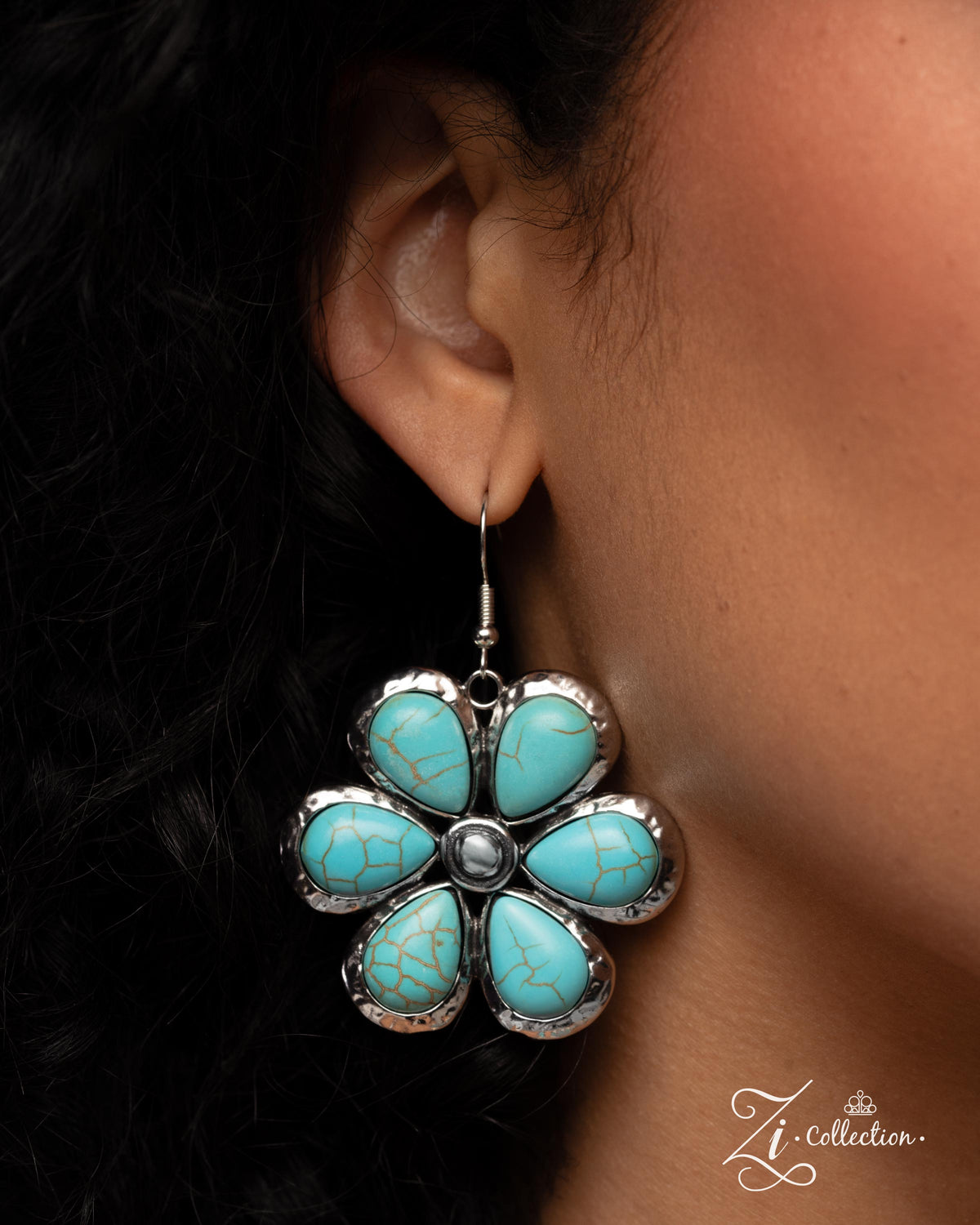 Down-to-Earth 2025 Zi Collection Necklace - Paparazzi Accessories - free matching earrings -CarasShop.com - Paparazzi Jewelry by Cara Jewels