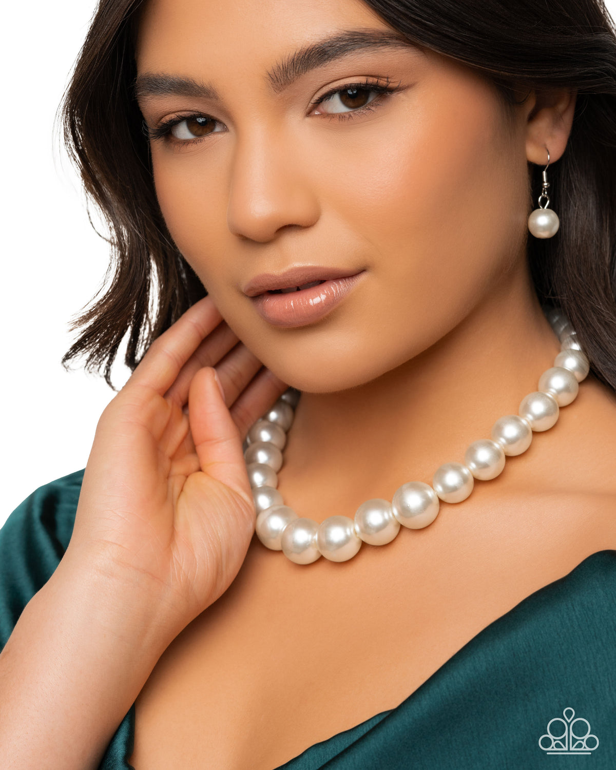 Eternal Empire White Pearl Necklace - Paparazzi Accessories