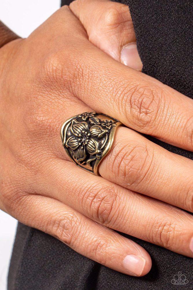 Hibiscus Harbor Brass Ring - Paparazzi Accessories