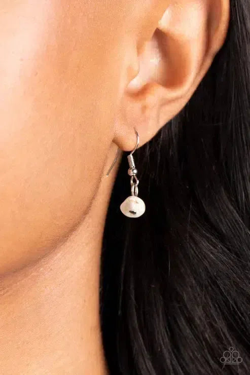 Keep The PIECE White Necklace - Paparazzi Accessories - free matching earrings -CarasShop.com - Paparazzi Jewelry by Cara Jewels