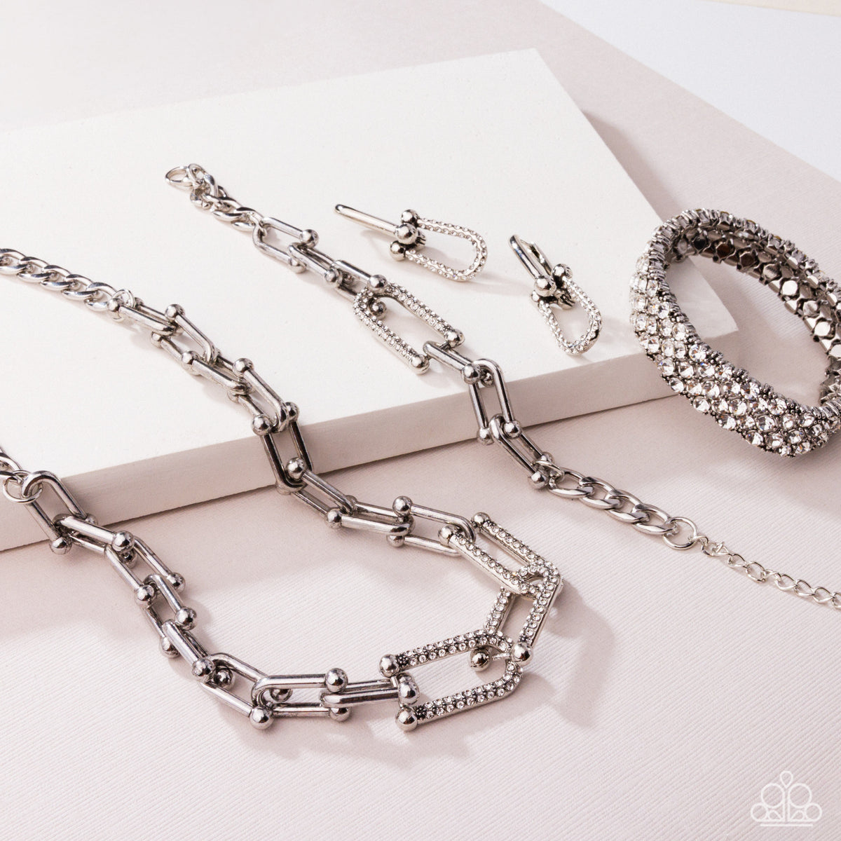 Magnificent Musings Set - May 2025 - Paparazzi Accessories