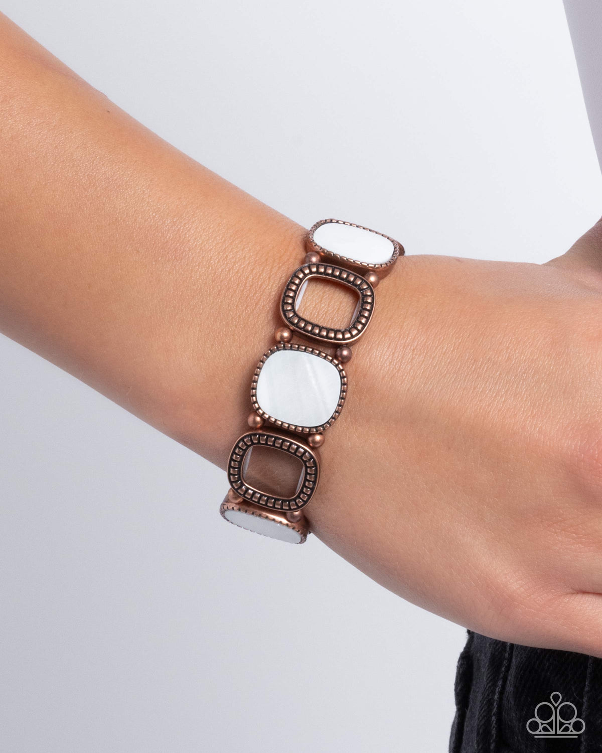 Socialite Shells Copper Bracelet - Paparazzi Accessories