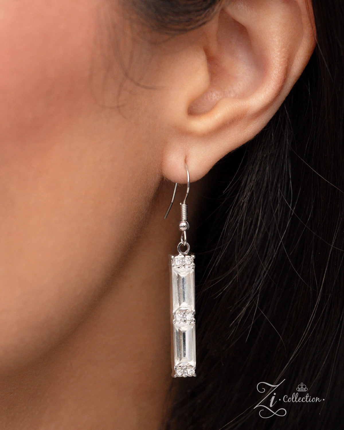 The Leslie 2024 Zi Signature Collection Necklace - Paparazzi Accessories - free matching earrings -CarasShop.com - Paparazzi Jewelry by Cara Jewels