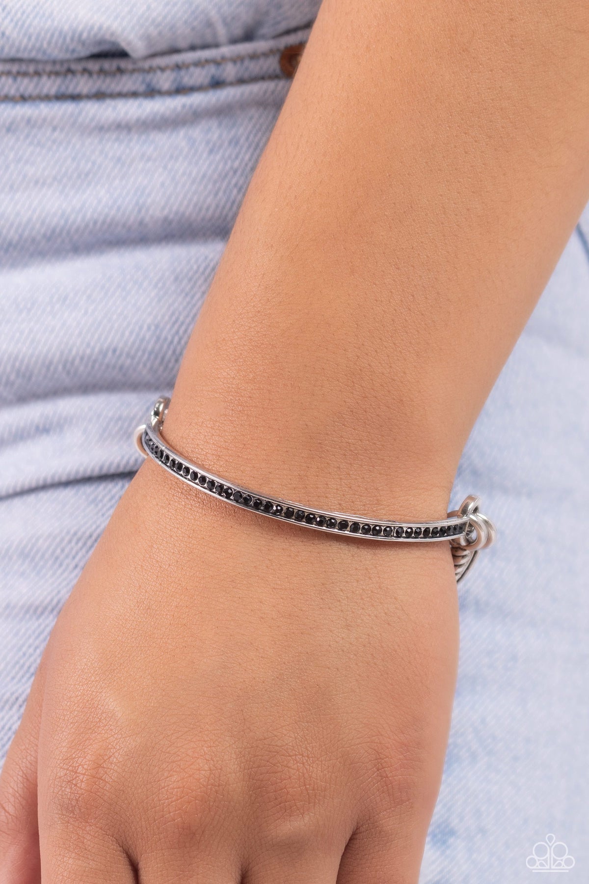 Thrilling Texture Black Bracelet - Paparazzi Accessories