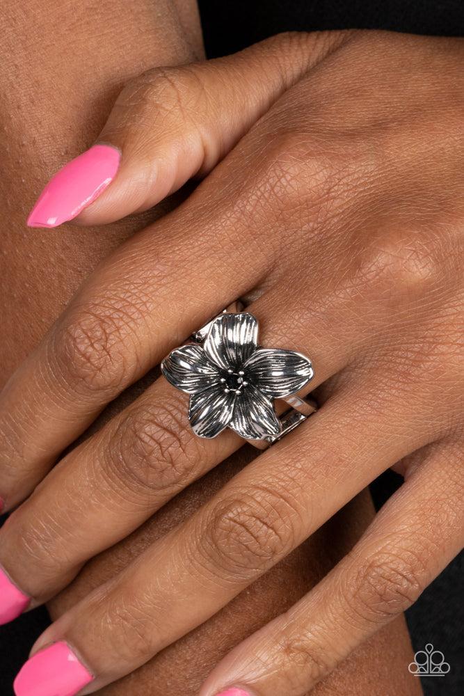 Tropical Treat Black Ring - Paparazzi Accessories