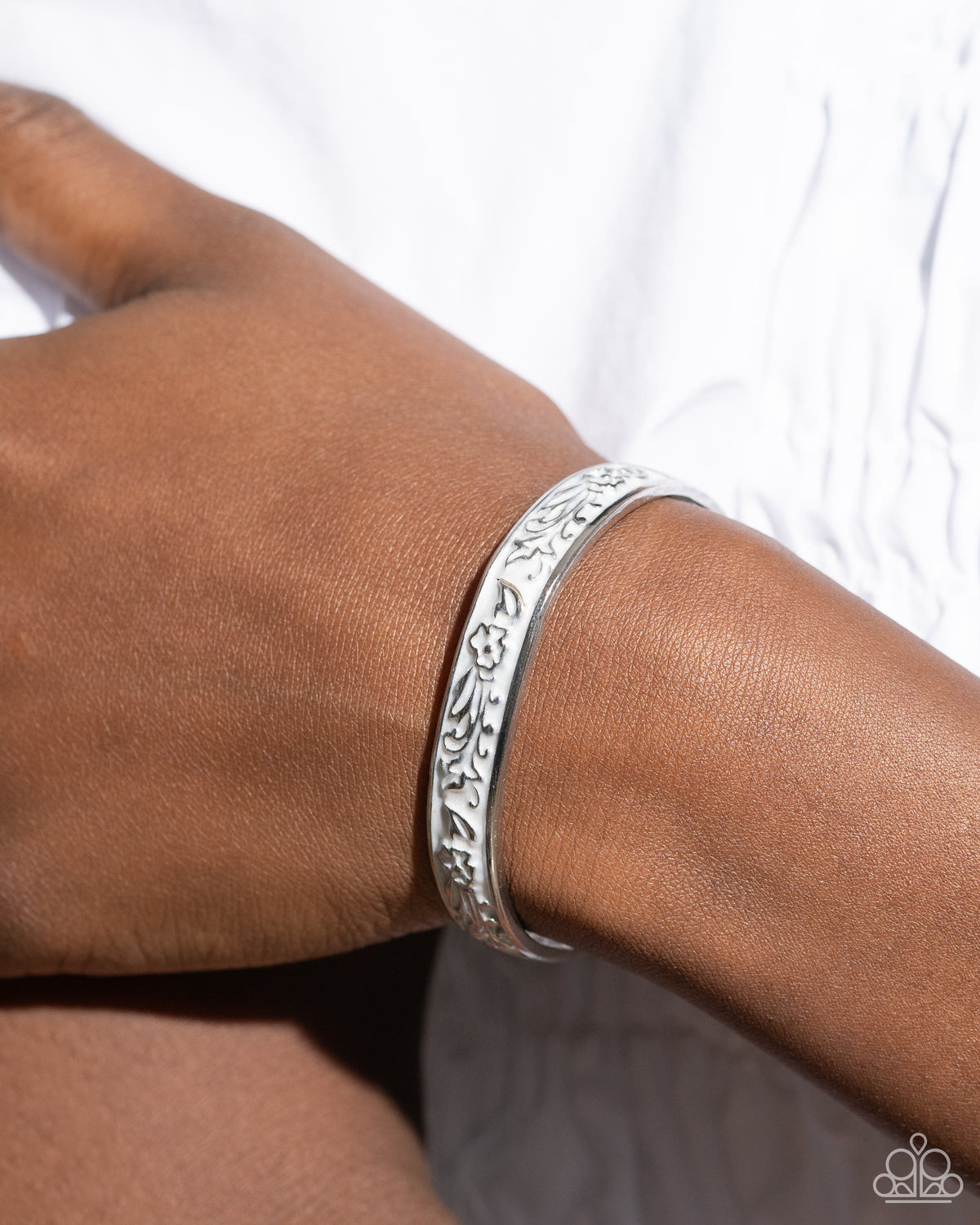 Vintage Value White Bracelet - Paparazzi Accessories