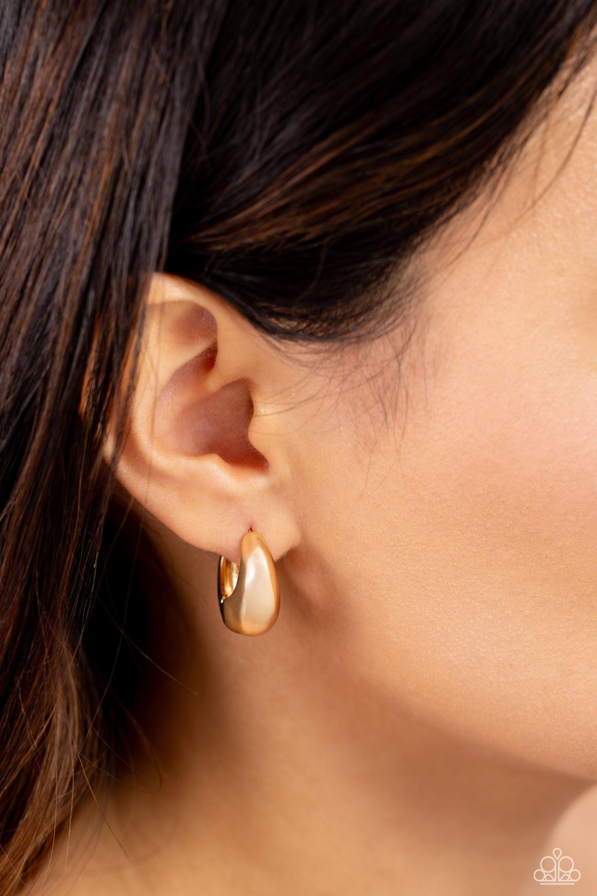 Boss BEVEL Gold Hinged Hoop Earrings - Paparazzi Accessories- on model - CarasShop.com - Paparazzi Jewelry by Cara Jewels