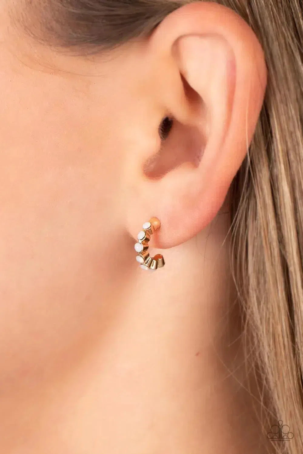 Carefree Couture Gold Earrings - Paparazzi Accessories-on model - CarasShop.com - Paparazzi Jewelry by Cara Jewels