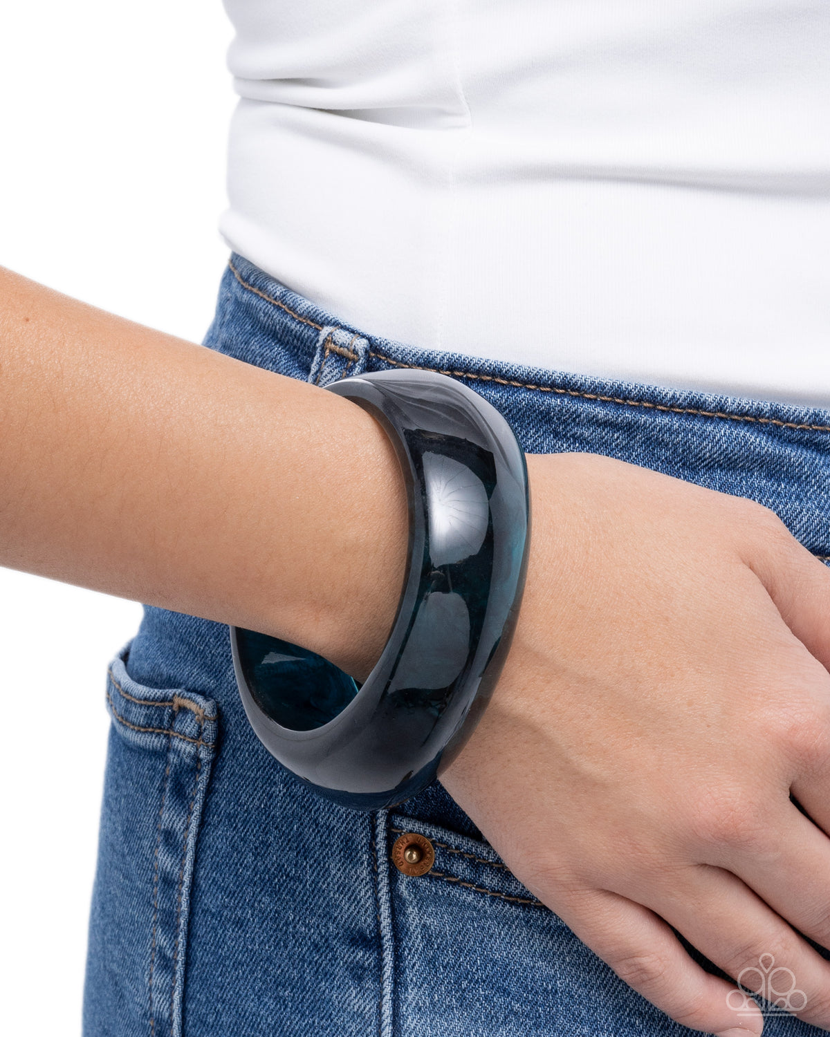 Eye-Catching Evening Blue Acrylic Bangle Bracelet - Paparazzi Accessories-on model - CarasShop.com - Paparazzi Jewelry by Cara Jewels