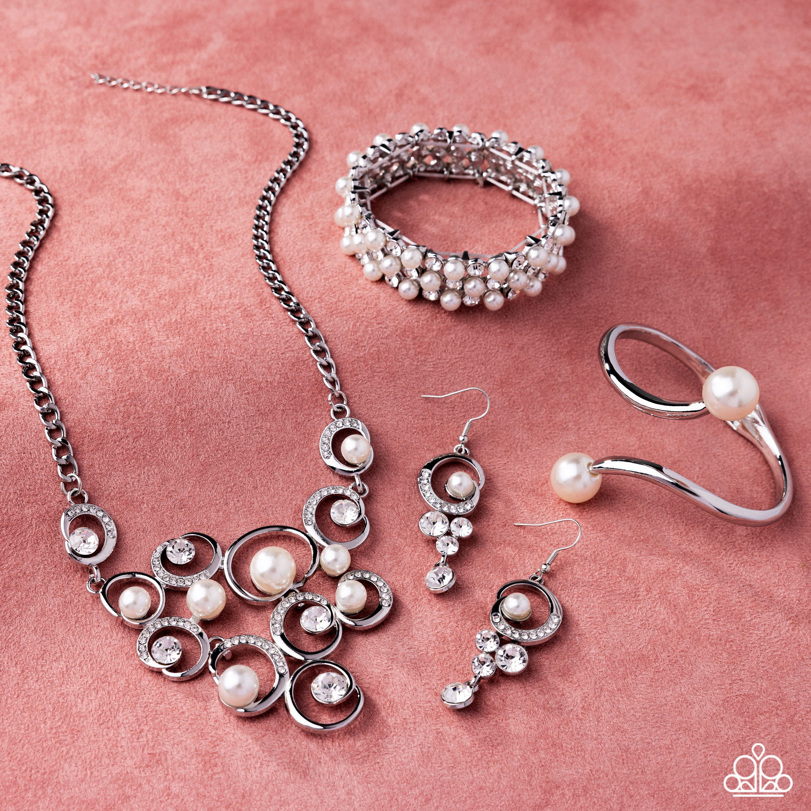 Paparazzi Fiercely 5th Avenue Fashion Fix Set February 2025