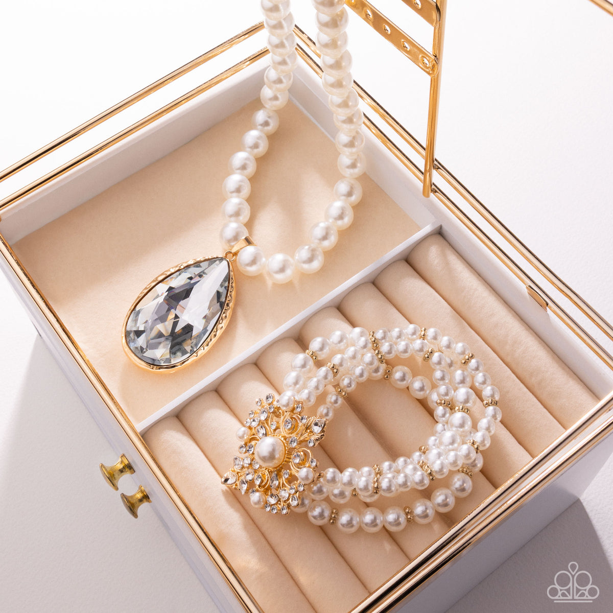 Fiercely 5th Avenue Set - February 2026 - Paparazzi Accessories- Set Collage - CarasShop.com - Paparazzi Jewelry by Cara Jewels