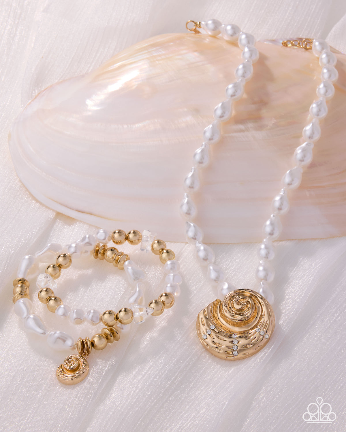 Fiercely 5th Avenue Set - June 2026 - Paparazzi Accessories- Flat Lay - CarasShop.com - Paparazzi Jewelry by Cara Jewels
