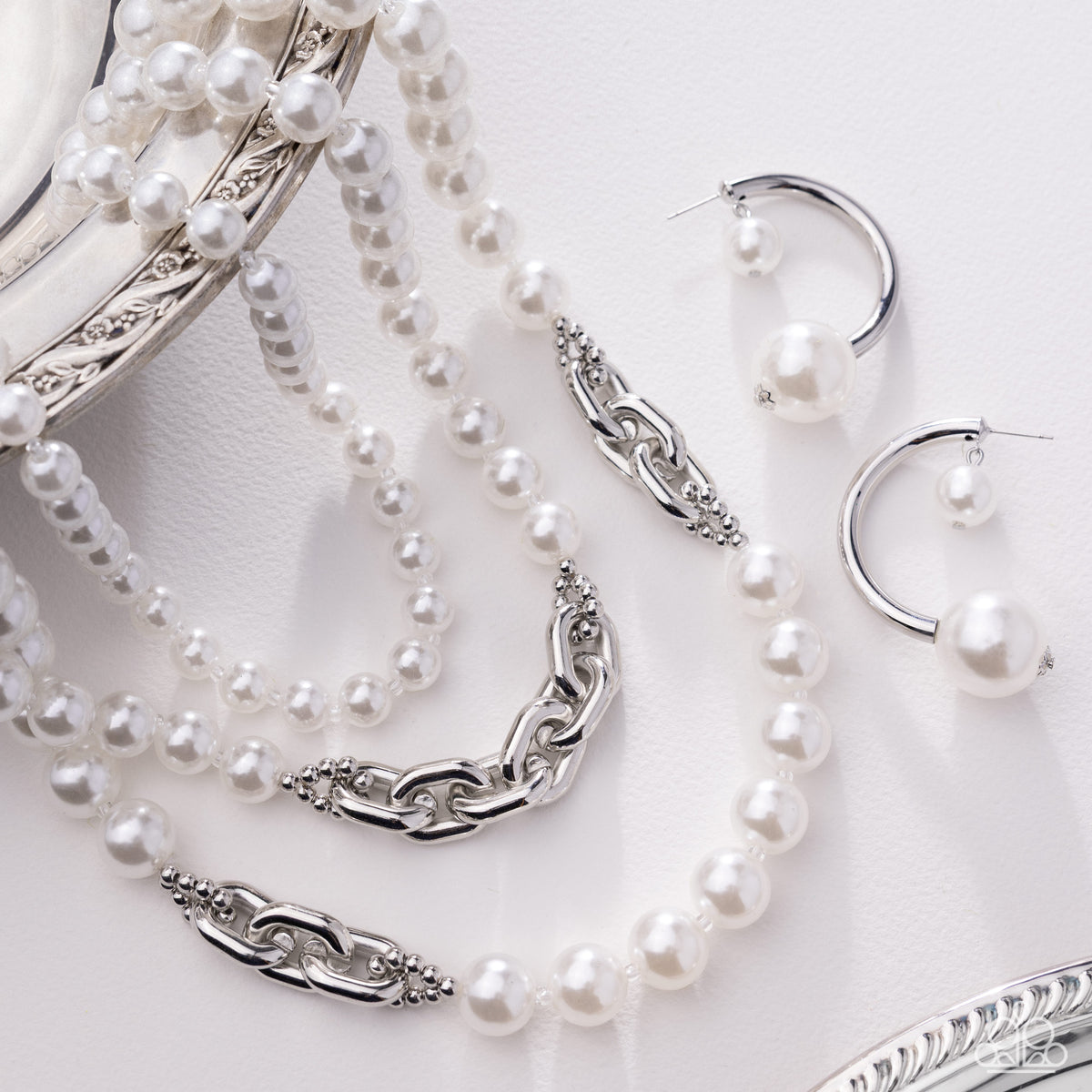 Fiercely 5th Avenue Set - March 2026 - Paparazzi Accessories- Bracelet - CarasShop.com - Paparazzi Jewelry by Cara Jewels