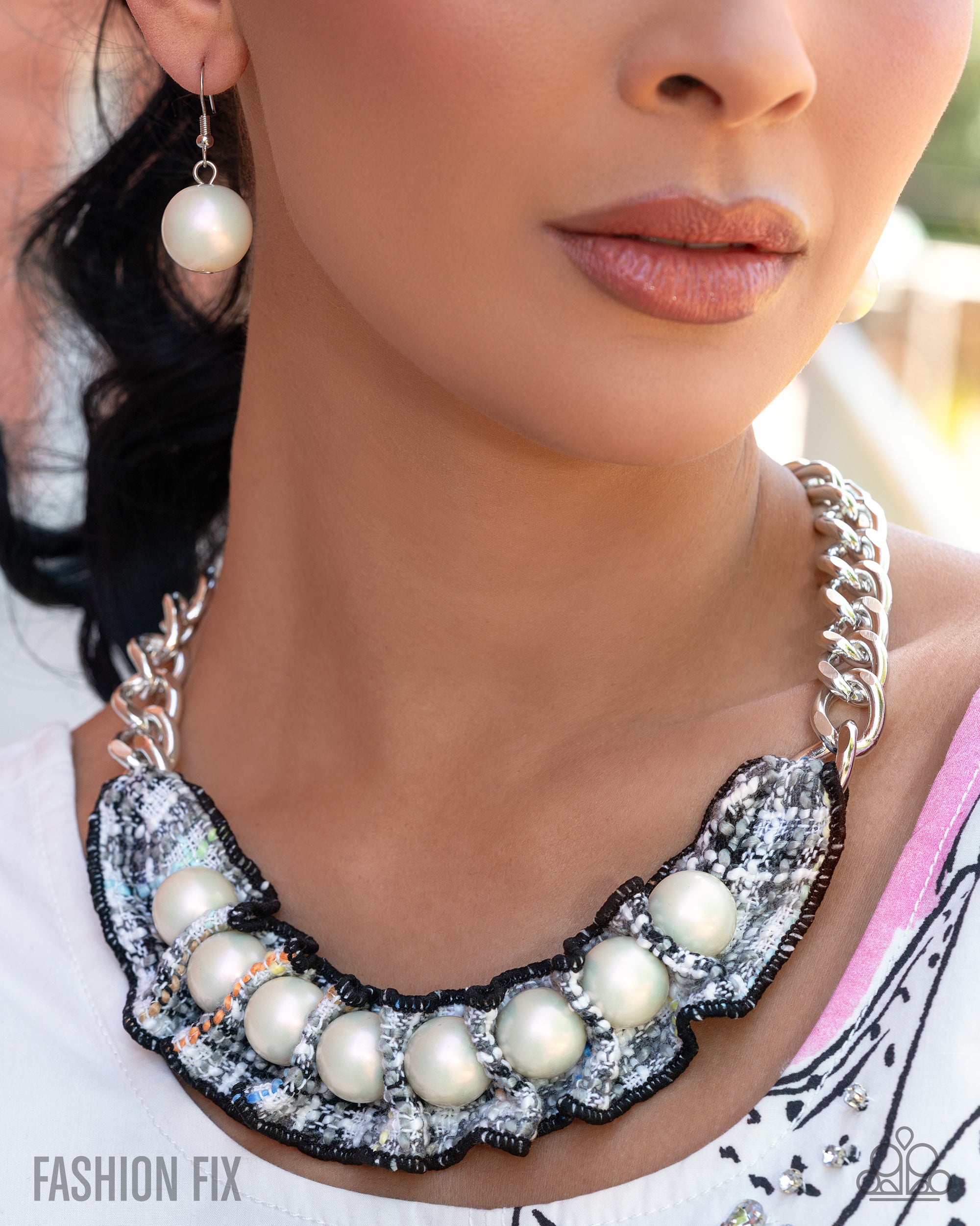 Fiercely 5th Avenue Set - September 2025 - Paparazzi Accessories- Complete Look - CarasShop.com - Paparazzi Jewelry by Cara Jewels