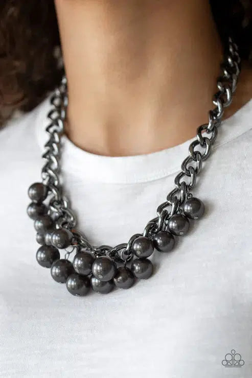 Get Off My Runway Black Pearl Necklace - Paparazzi Accessories- lightbox - CarasShop.com - Paparazzi Jewelry by Cara Jewels