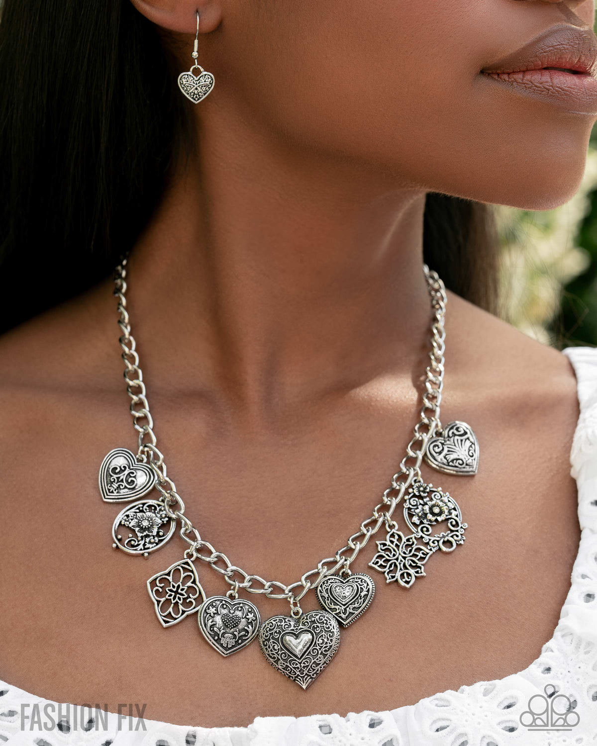 Glimpses of Malibu Set - August 2025 - Paparazzi Accessories- Necklace - CarasShop.com - Paparazzi Jewelry by Cara Jewels