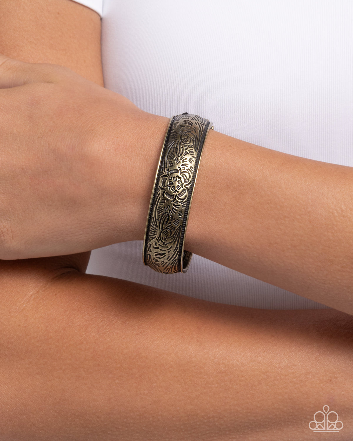 Regency Refresh Brass Bracelet - Paparazzi Accessories- on model - CarasShop.com - Paparazzi Jewelry by Cara Jewels