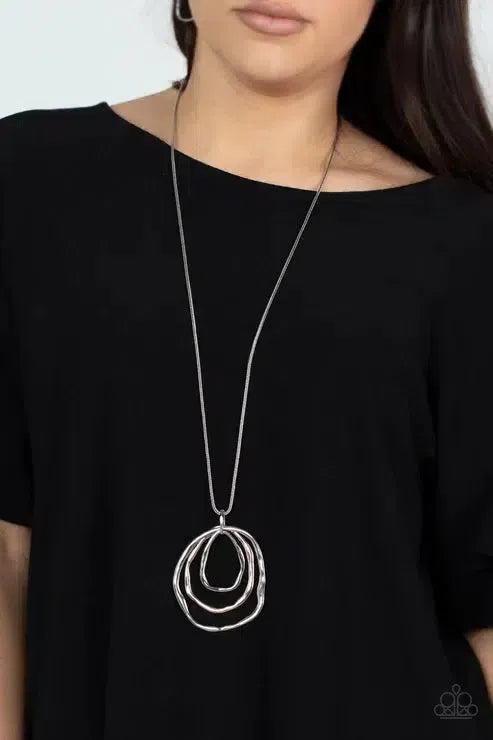 Revamped Relic Silver Necklace - Paparazzi Accessories-on model - CarasShop.com - Paparazzi Jewelry by Cara Jewels