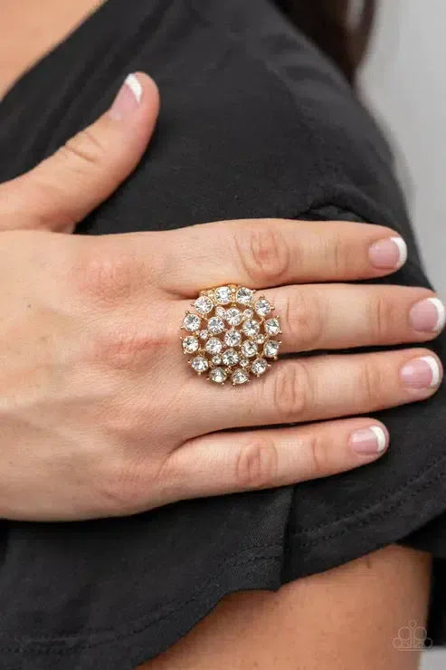 SELFIE-Confidence Gold Ring - Paparazzi Accessories-on model - CarasShop.com - Paparazzi Jewelry by Cara Jewels