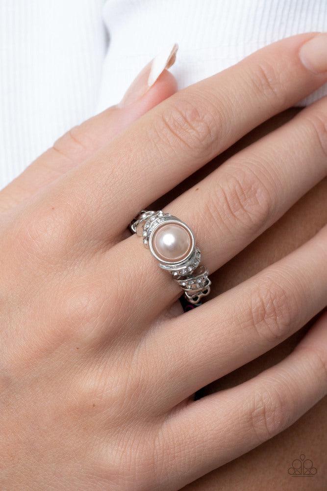 Selfie Status Brown Ring - Paparazzi Accessories- on model - CarasShop.com - Paparazzi Jewelry by Cara Jewels