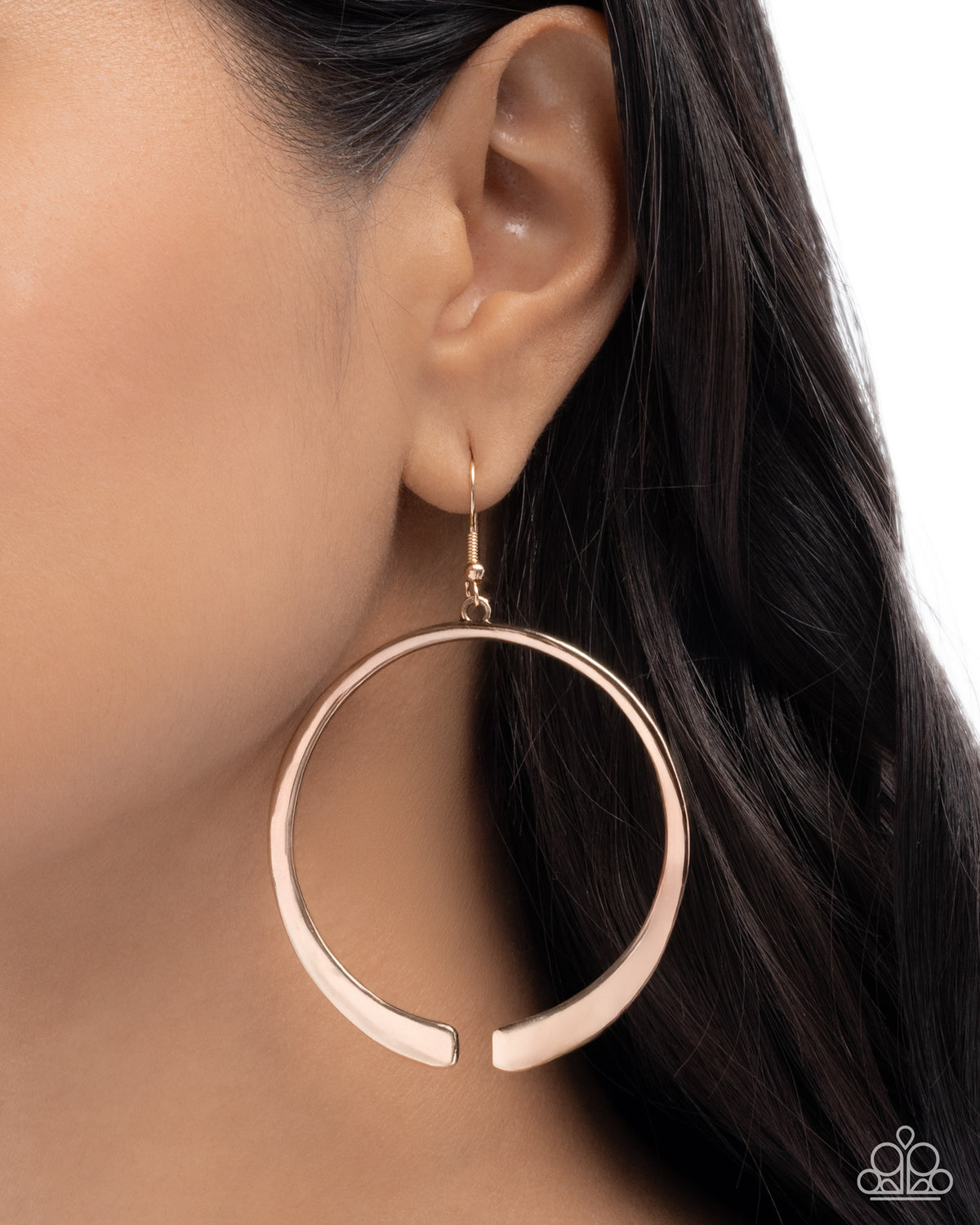 Separated Showcase Gold Earrings - Paparazzi Accessories-on model - CarasShop.com - Paparazzi Jewelry by Cara Jewels