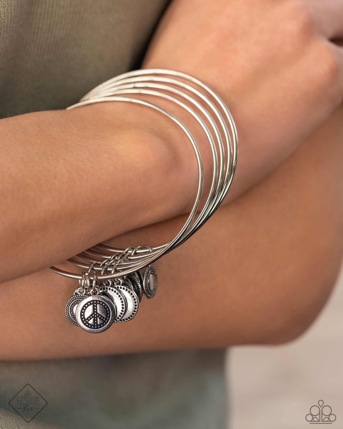 Simply Santa Fe Set - April 2024 - Paparazzi Accessories- Bracelet - CarasShop.com - Paparazzi Jewelry by Cara Jewels