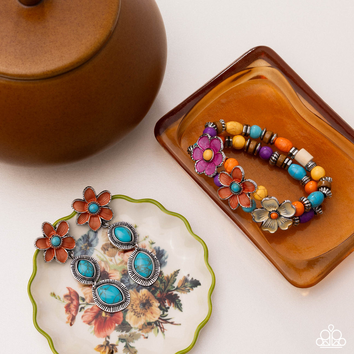 Simply Santa Fe Set - September 2025 - Paparazzi Accessories- Bracelet - CarasShop.com - Paparazzi Jewelry by Cara Jewels
