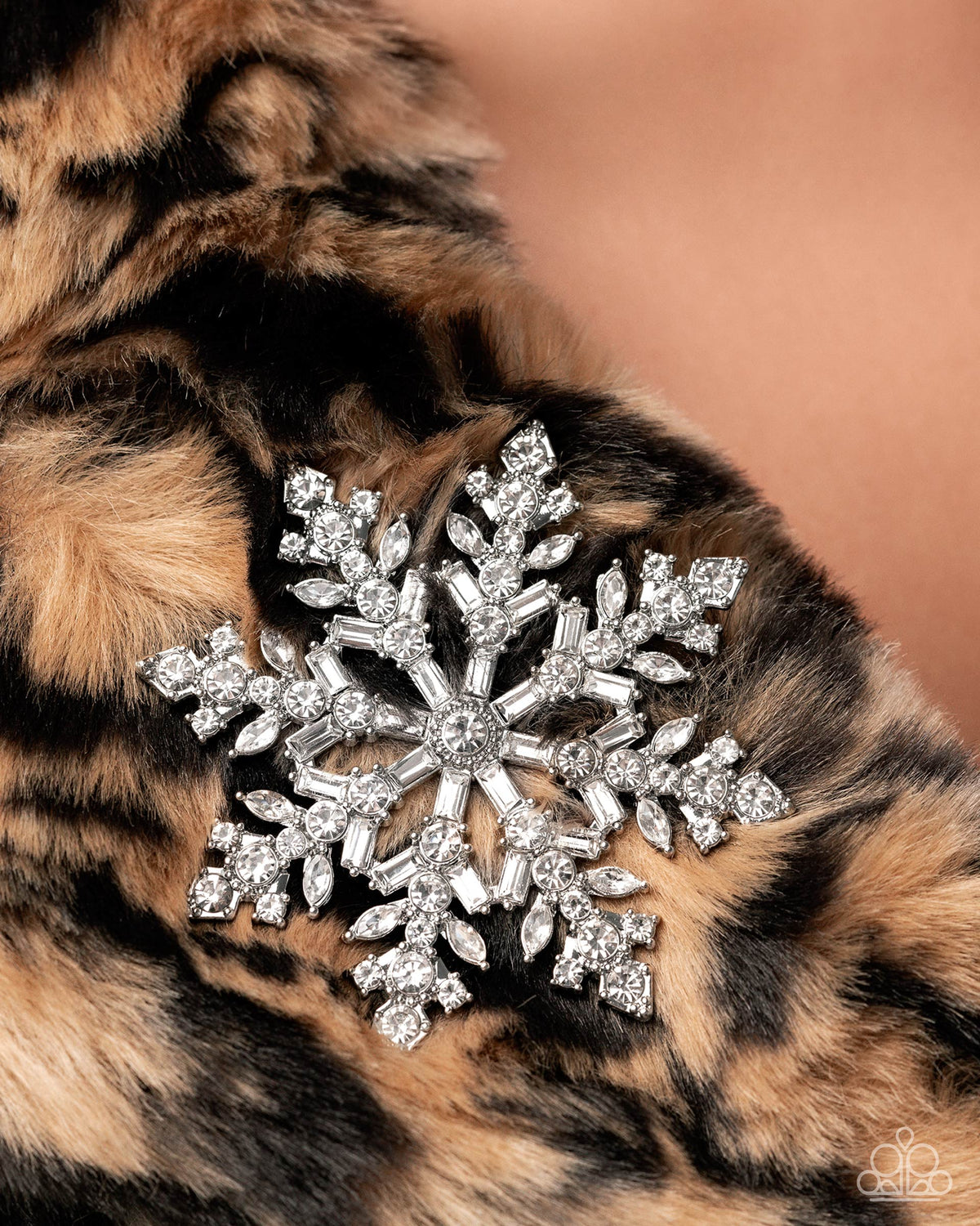 Snowflake Solstice White Rhinestone Brooch - Paparazzi Accessories-on model - CarasShop.com - Paparazzi Jewelry by Cara Jewels