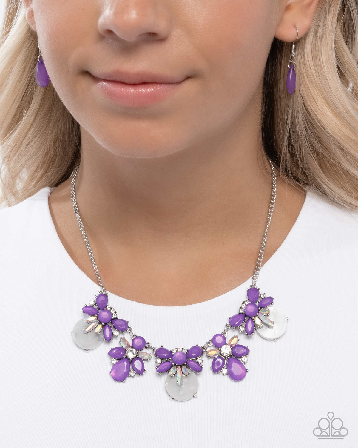 Socialite Statement Purple & White Gem Necklace - Paparazzi Accessories- on model - CarasShop.com - Paparazzi Jewelry by Cara Jewels