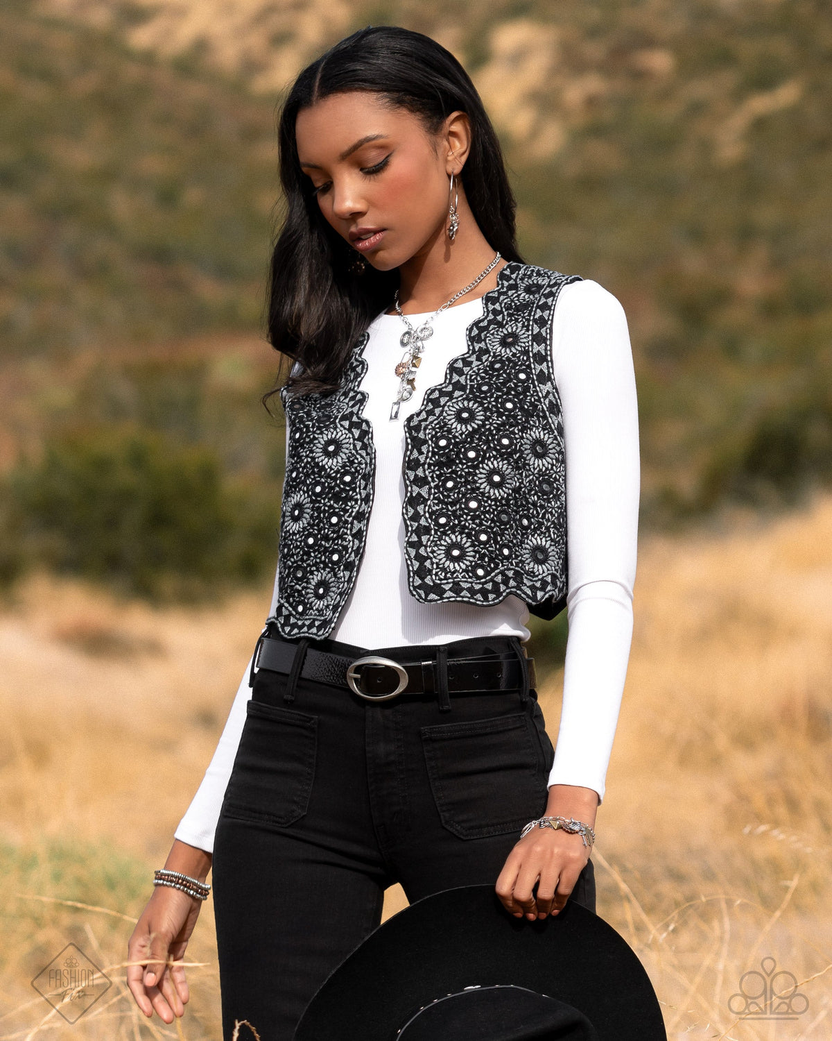 Sunset Sightings Set - January 2025 - Paparazzi Accessories- Complete Look - CarasShop.com - Paparazzi Jewelry by Cara Jewels