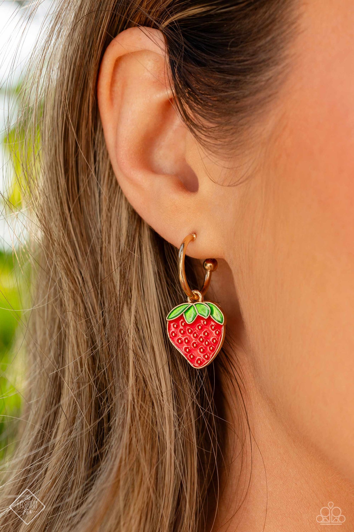 Sunset Sightings Set - March 2024 - Paparazzi Accessories- Earrings - CarasShop.com - Paparazzi Jewelry by Cara Jewels