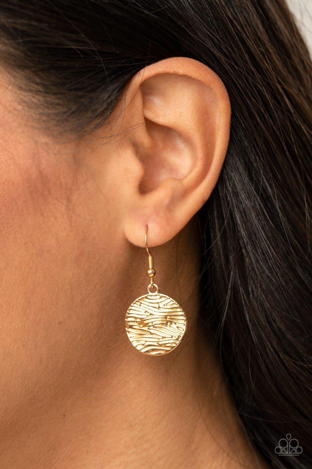 Circulating Shimmer Black and Gold Necklace - Paparazzi Accessories - free matching earrings -CarasShop.com - Paparazzi Jewelry by Cara Jewels