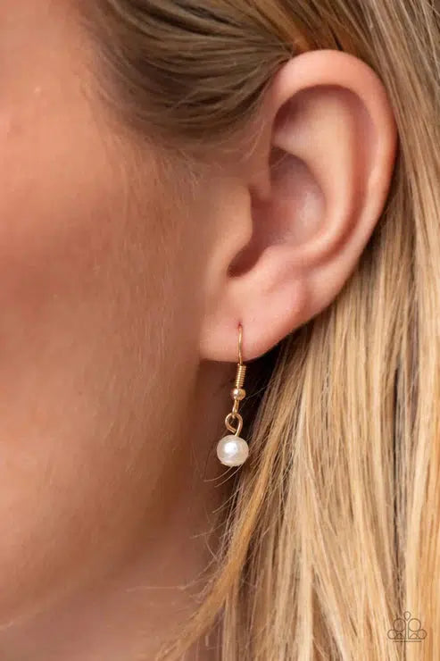 GRACE To The Top Gold Necklace - Paparazzi Accessories - free matching earrings -CarasShop.com - Paparazzi Jewelry by Cara Jewels