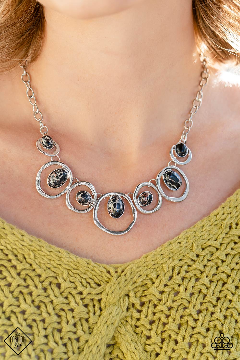 Simply Santa Fe Set - December 2022 - Paparazzi Accessories- Necklace - CarasShop.com - Paparazzi Jewelry by Cara Jewels
