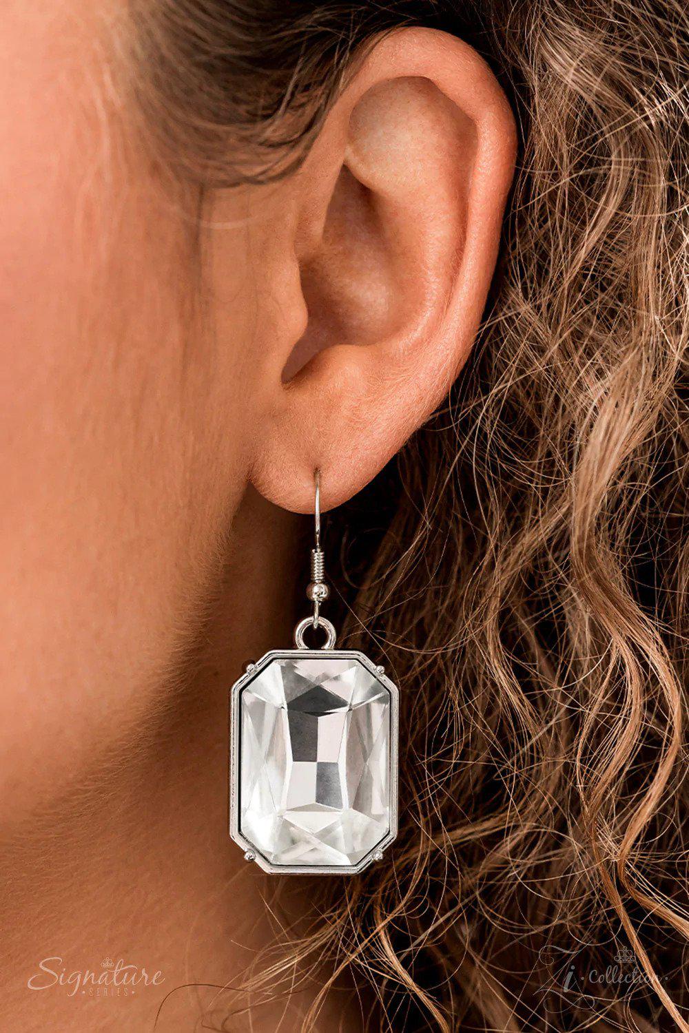 The Tasha 2022 Zi Signature Collection Necklace - Paparazzi Accessories - free matching earrings -CarasShop.com - Paparazzi Jewelry by Cara Jewels