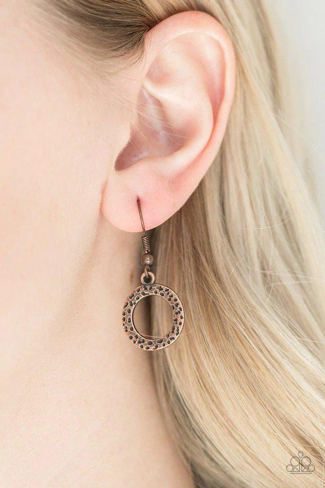Trippin' On Texture Copper Necklace - Paparazzi Accessories - free matching earrings -CarasShop.com - Paparazzi Jewelry by Cara Jewels
