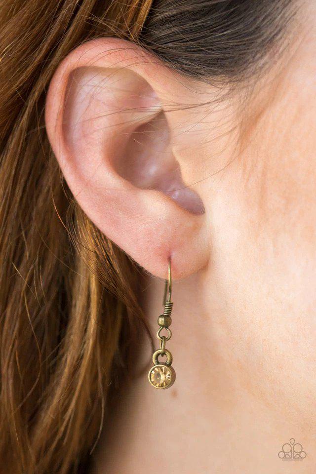 Upper East Side Brass Necklace - Paparazzi Accessories - free matching earrings -CarasShop.com - Paparazzi Jewelry by Cara Jewels