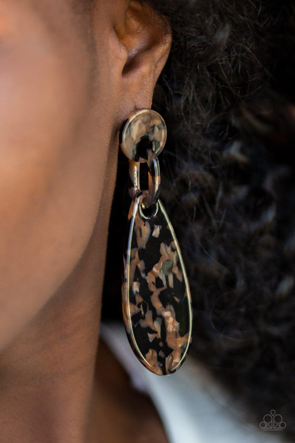 A Haute Commodity Black and Brown Acrylic Earrings - Paparazzi Accessories- on model - CarasShop.com - Paparazzi Jewelry by Cara Jewels