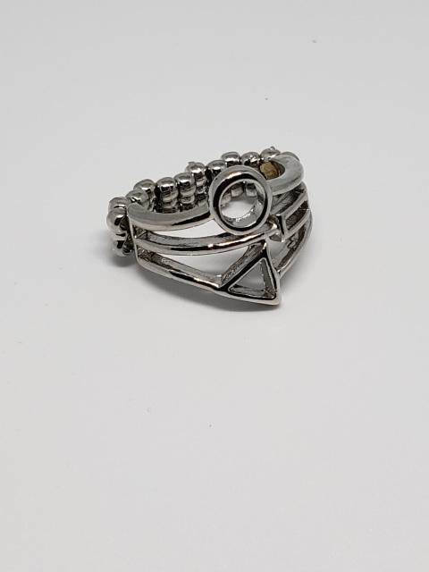 Better Shape Up Silver Ring - Paparazzi Accessories- lightbox - CarasShop.com - Paparazzi Jewelry by Cara Jewels