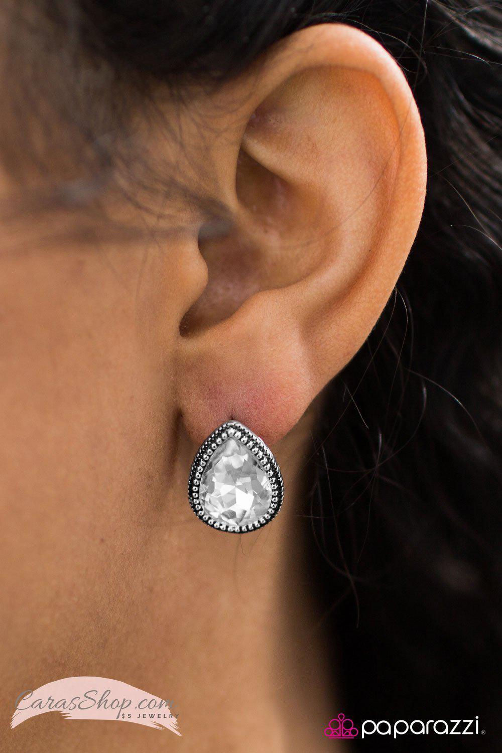Big City Romance - White Teardrop Gem Post Earrings - Paparazzi Accessories- on model - CarasShop.com - Paparazzi Jewelry by Cara Jewels