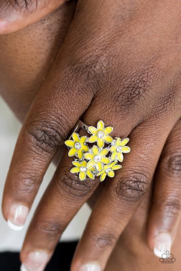 Blooming Bouquets Yellow Flower Ring - Paparazzi Accessories- on model - CarasShop.com - Paparazzi Jewelry by Cara Jewels
