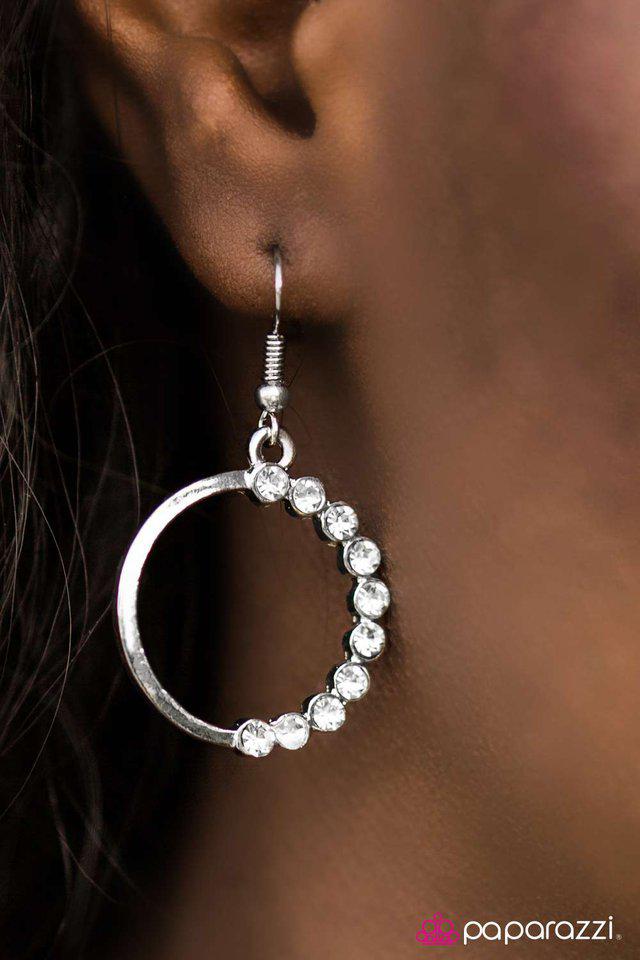 Bubbly Personality White Rhinestone Earrings - Paparazzi Accessories- on model - CarasShop.com - Paparazzi Jewelry by Cara Jewels