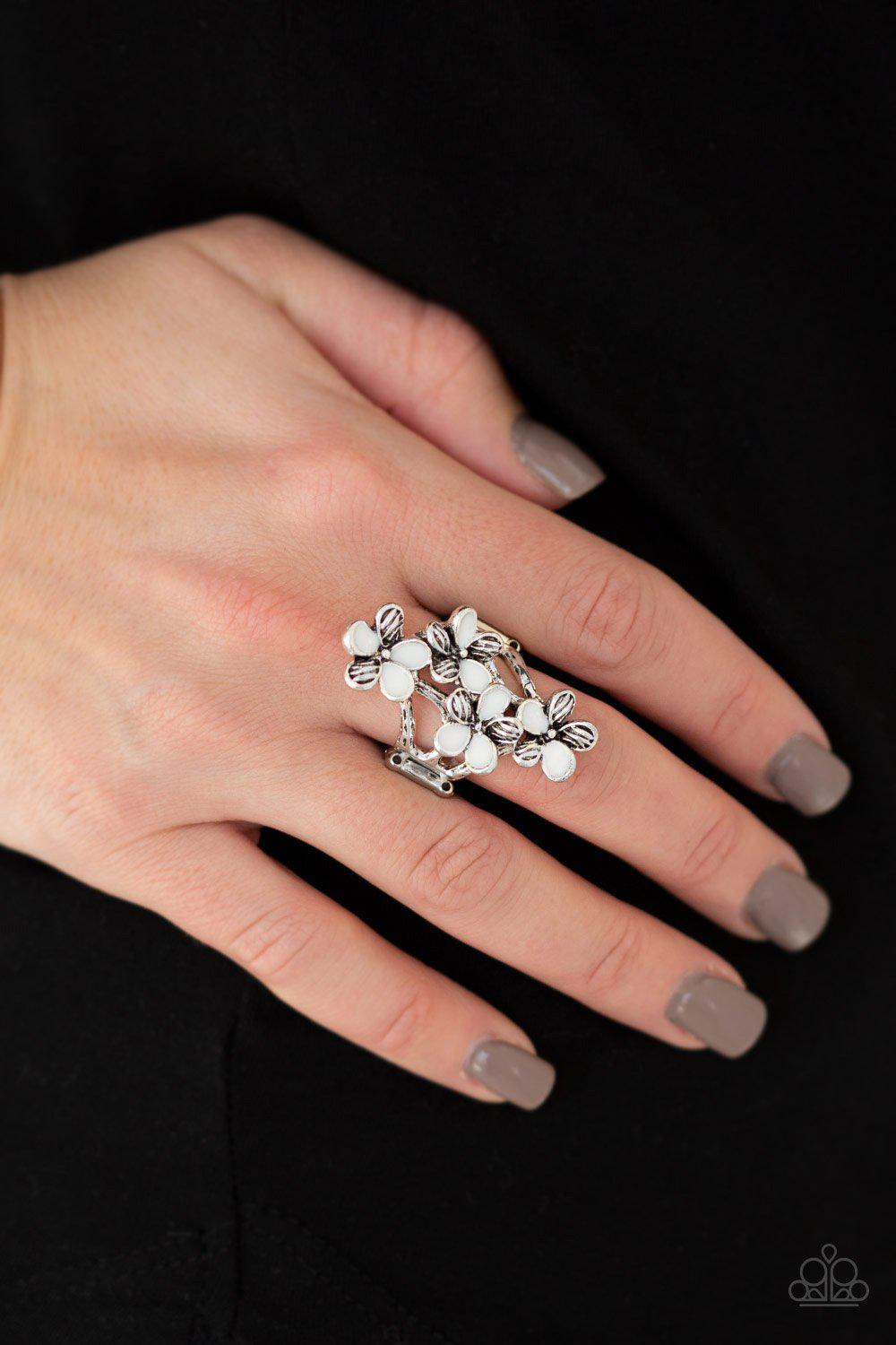 Climbing Gardens White Flower Ring - Paparazzi Accessories- on model - CarasShop.com - Paparazzi Jewelry by Cara Jewels