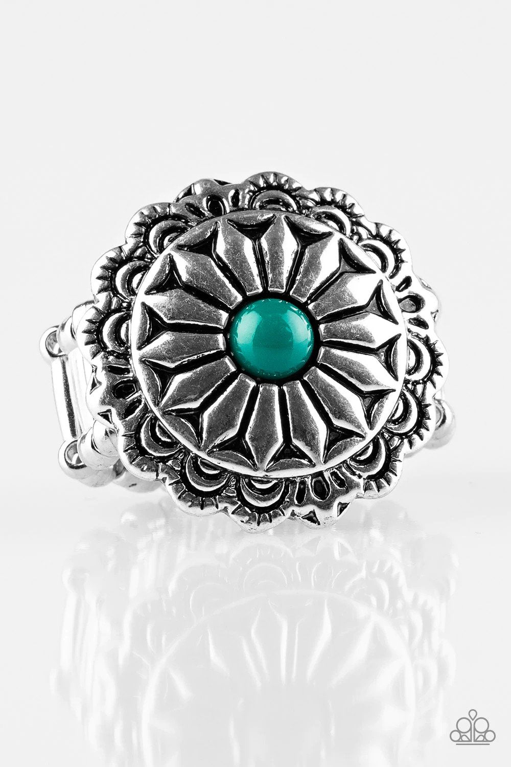 Daringly Daisy Green & Silver Flower Ring - Paparazzi Accessories- lightbox - CarasShop.com - Paparazzi Jewelry by Cara Jewels