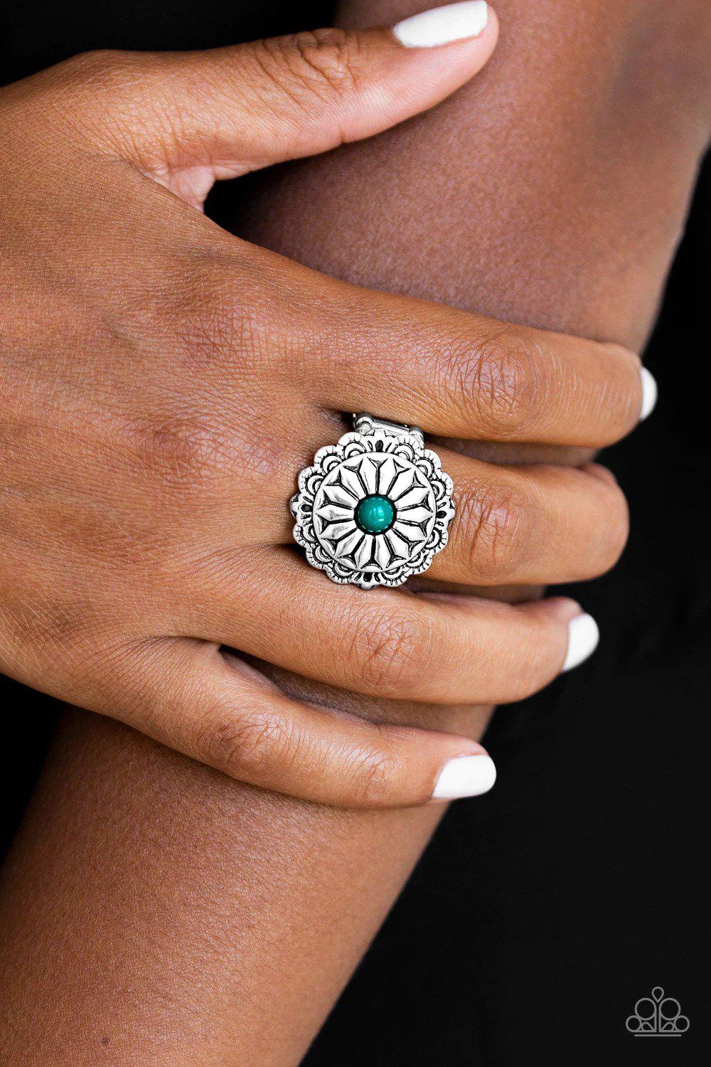 Daringly Daisy Green & Silver Flower Ring - Paparazzi Accessories- on model - CarasShop.com - Paparazzi Jewelry by Cara Jewels